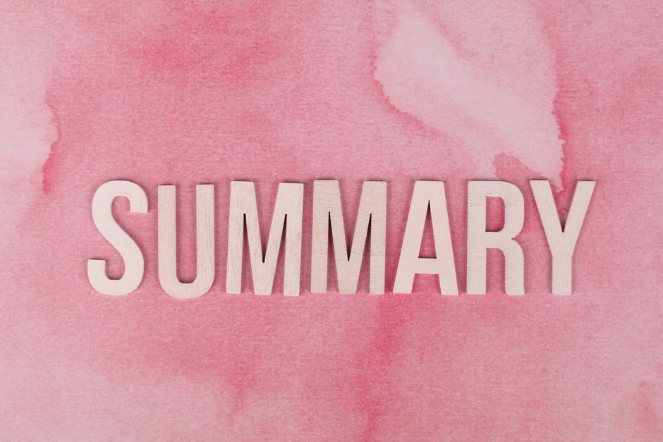 莲红 — Wooden letters forming 'SUMMARY' on a pink watercolor background.