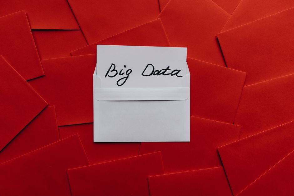 朱湛 — White envelope with 'Big Data' text on red envelope background. Conceptual digital imagery.